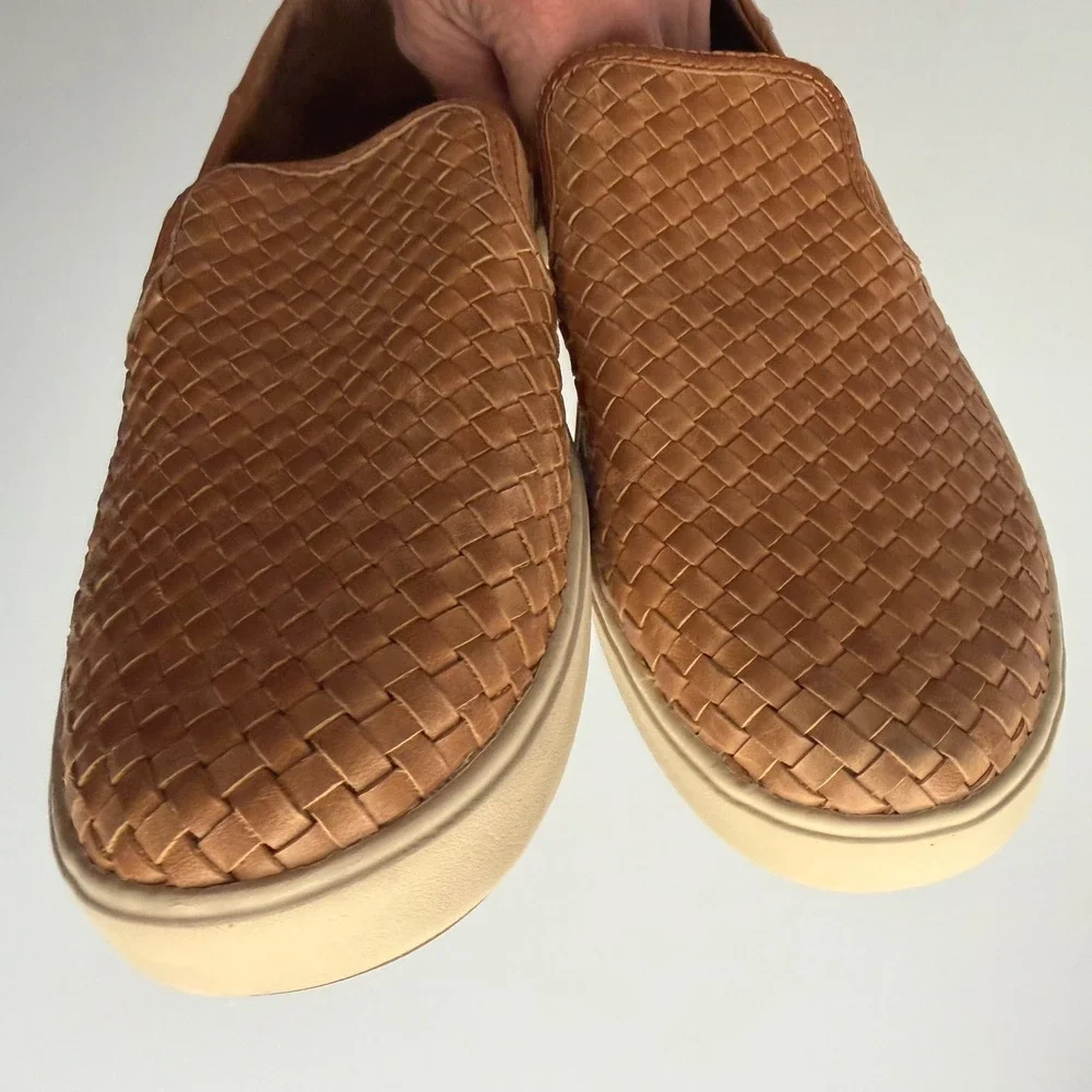 Olukai EUC Lae'ahi Lauhala Woven Leather Slip On Fox Brown Sneaker Loafer 10 M